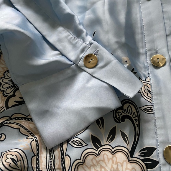 Floral Blouse - Picture 6 of 6